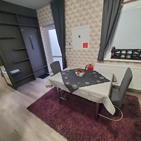 Valla Penzion & Restauracia Malacky Dış mekan fotoğraf