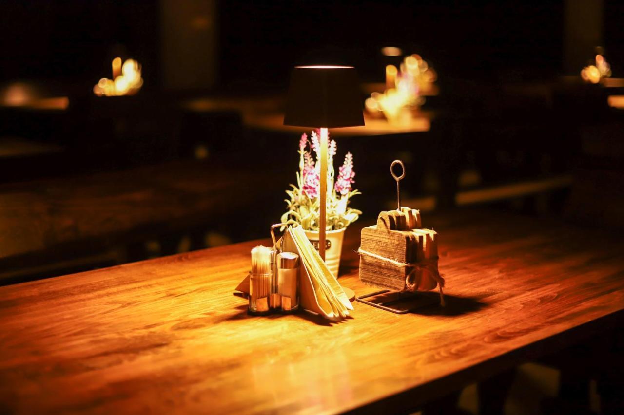 Valla Penzion & Restauracia Malacky Dış mekan fotoğraf